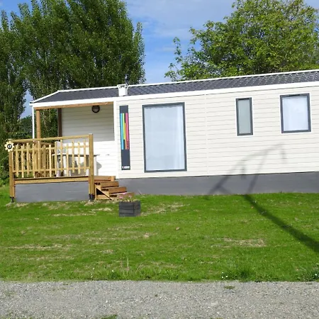 Campsite Les Tournesols Sille-le-Guillaume