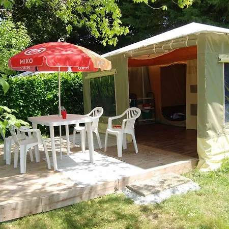 Les Tournesols Campsite Sille-le-Guillaume